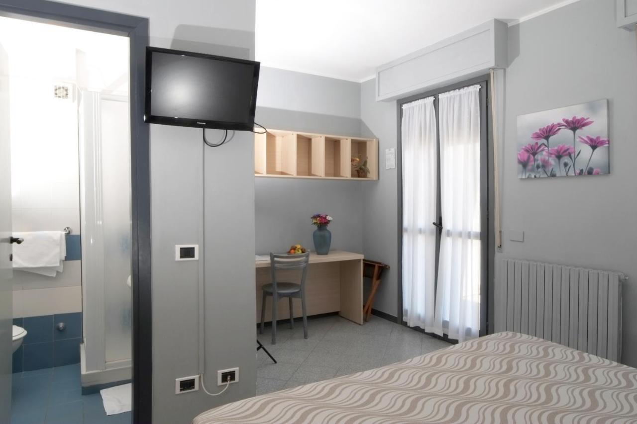 Villa Gioiosa Diano Marina Esterno foto